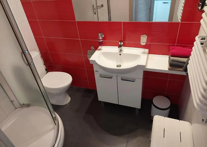 مزرعة للإقامة Dolina Miodu - Kaszuby, Sauna, Goraca Balia Borowina