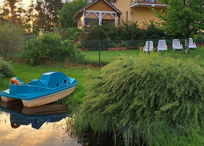 مزرعة للإقامة Dolina Miodu - Kaszuby, Sauna, Goraca Balia *